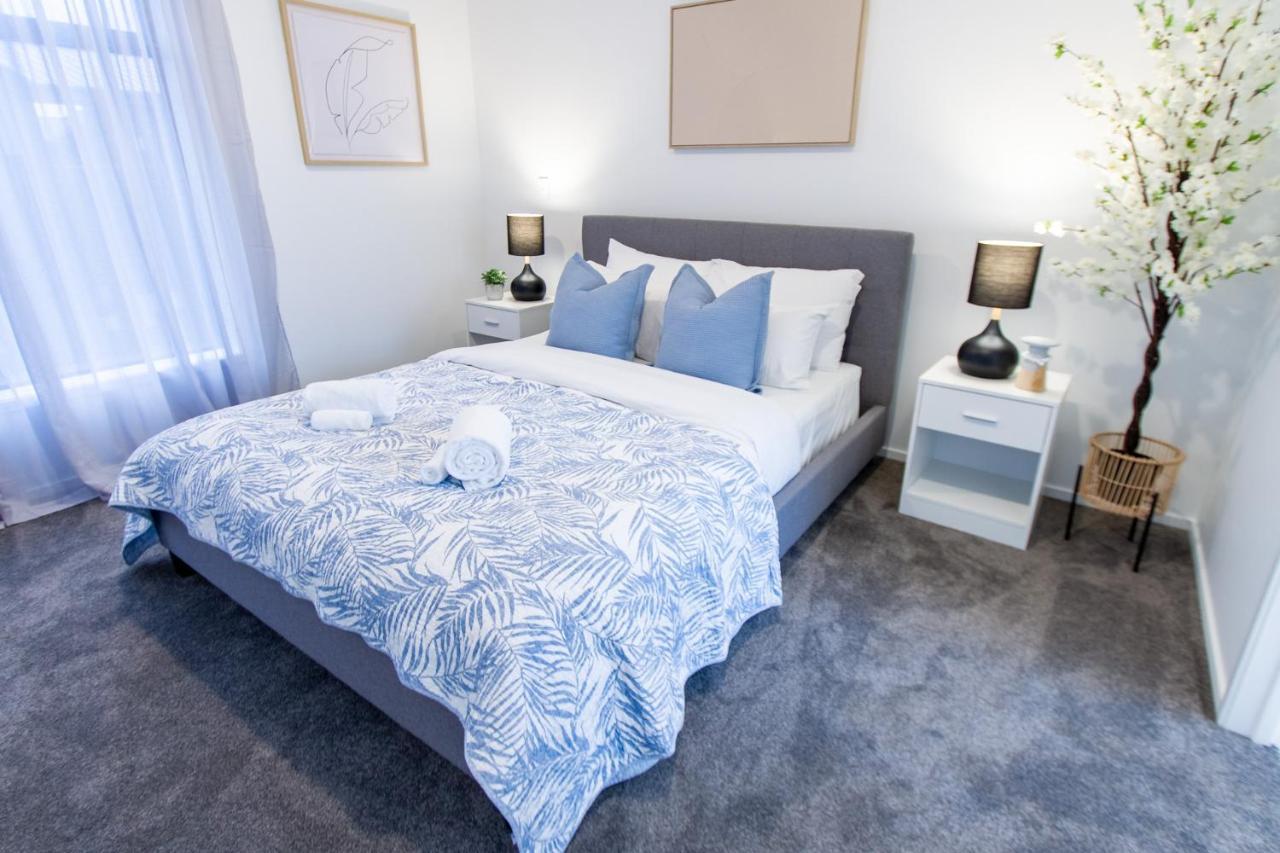 Stylish 2-Bedroom Haven Next To Hagley Park Christchurch Exterior foto
